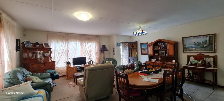 3 Bedroom Property for Sale in Noorsekloof Eastern Cape